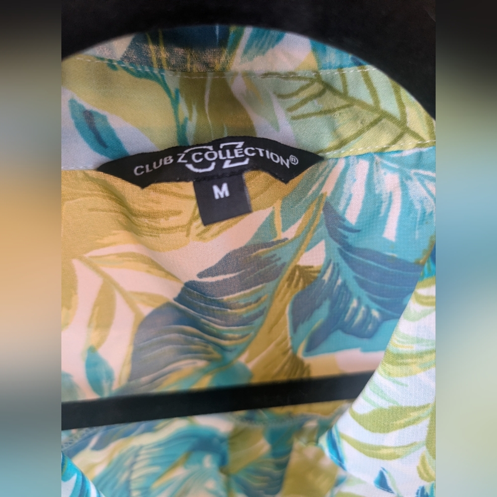 Club Z Collection Tropical Leaf Print Shirt - Picture 2 of 8